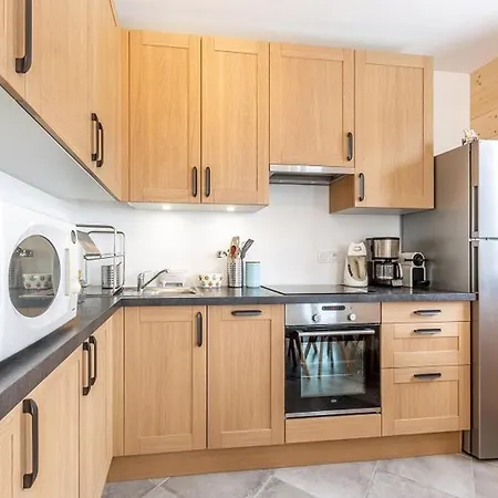 Apartment Au Coeur De Avec Cuisine Equipee Et Acces Rapide Aux Pistes - Fr-1-351-94 *