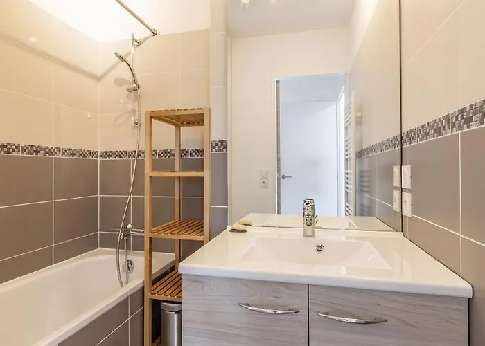 Au Coeur De Avec Cuisine Equipee Et Acces Rapide Aux Pistes - Fr-1-351-94 Apartment *