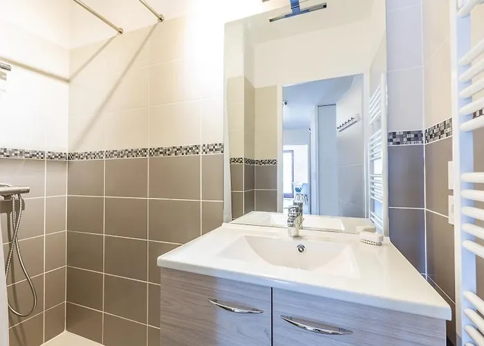 Au Coeur De Avec Cuisine Equipee Et Acces Rapide Aux Pistes - Fr-1-351-94 Apartment La Plagne